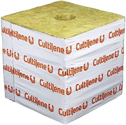 Cultilene rockwool block 10x10cm with small hole 1pc